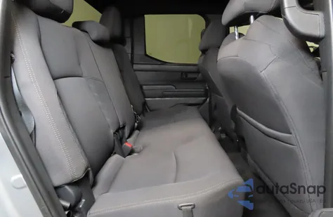 2024 Toyota Tacoma Double Cab z USA, uszkodzony, nr VIN 3TMKB5FNXRM010077